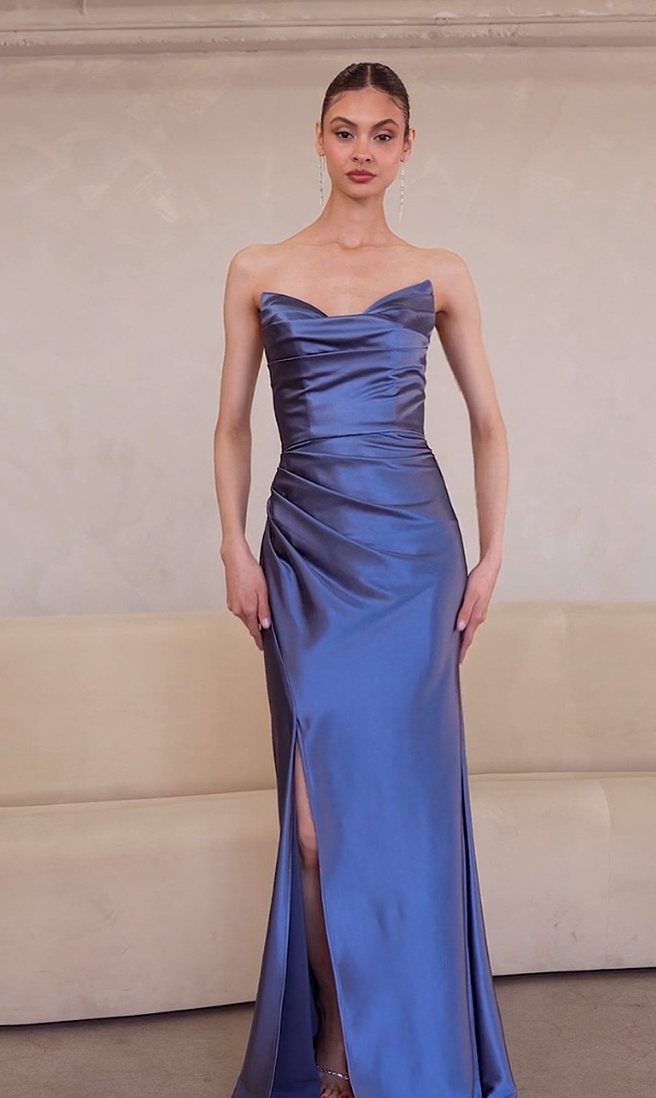 Dress Off the Shoulder Fitted Gown